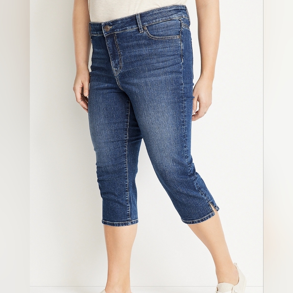 M Jeans By Maurices Women's Blue Denim Capri Jeans Size 14w